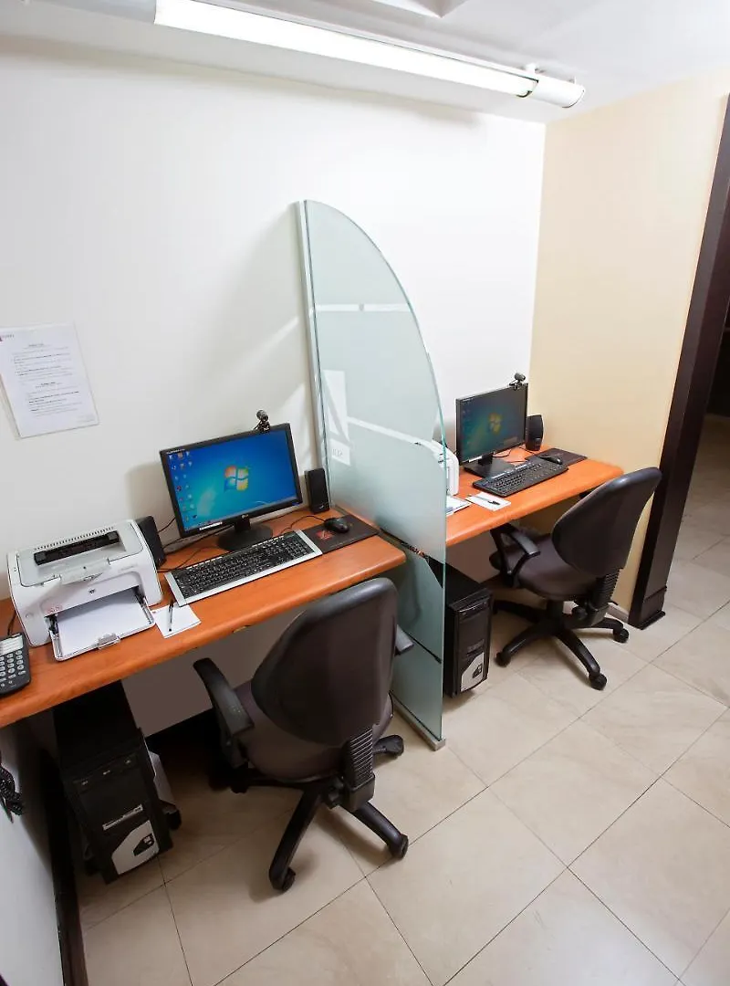 Hotel Lugano Suites Quito