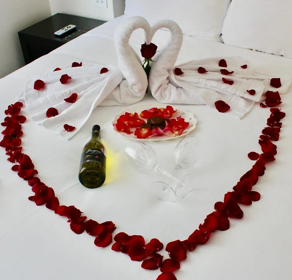 Hotel Lugano Suites Quito 4*,  Ecuador