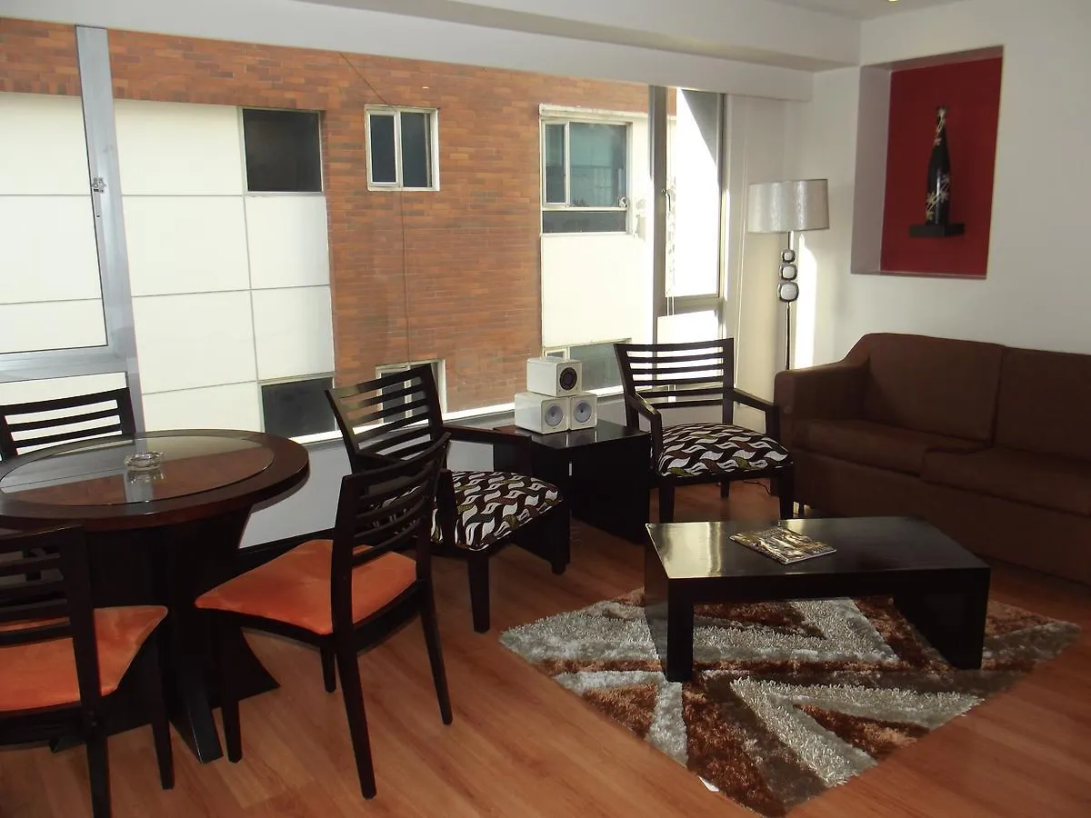 ****  Hotel Lugano Suites Quito Équateur